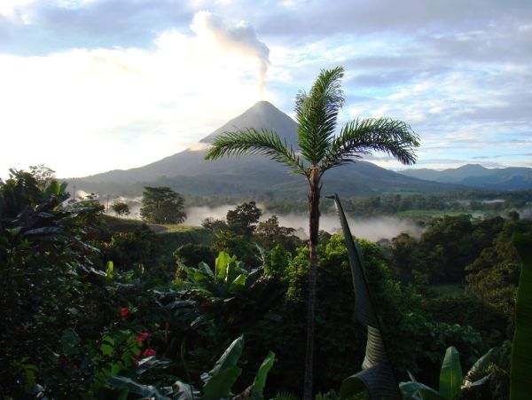 Vistas del Volcán Arenal, el gran protagonista de qué ver en Arenal