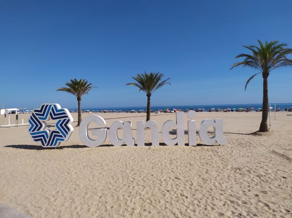 La Playa Nord, uno de los grandes atractivos que ver en Gandia en verano
