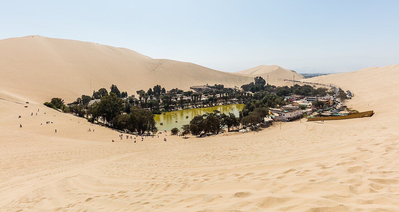 El oasis de Huacachina, uno de los imprescindibles de qué ver en Ica