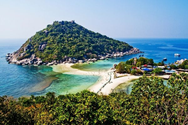 El puerto de Mae Haad, la puerta de entrada para descubrir qué ver en Koh Tao