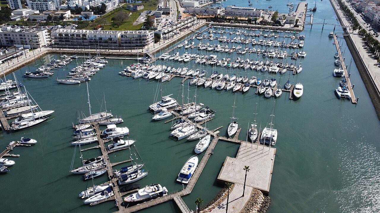 La marina de Lagos, punto de partida para descubrir qué ver en Lagos