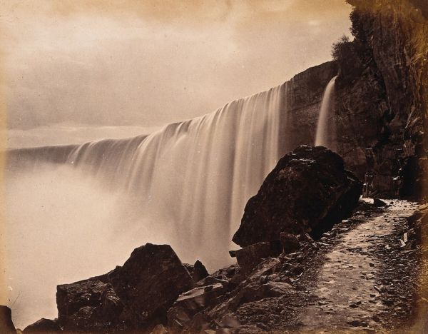 Las Cataratas del Niágara, la excursión estrella para completar lo que ver en Toronto