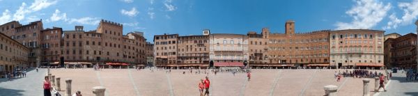 Piazza del Campo y la Torre del Mangia, lo primero que ver en Siena