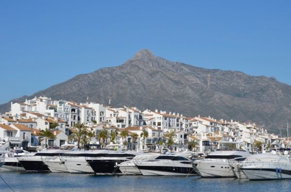 Puerto Banús, uno de los imprescindibles que ver en Marbella