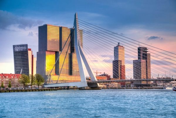 El Puente Erasmo, una de las mejores vistas que ver en Róterdam
