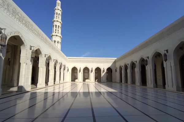 La Gran Mezquita del Sultán Qaboos, imprescindible que ver en Mascate