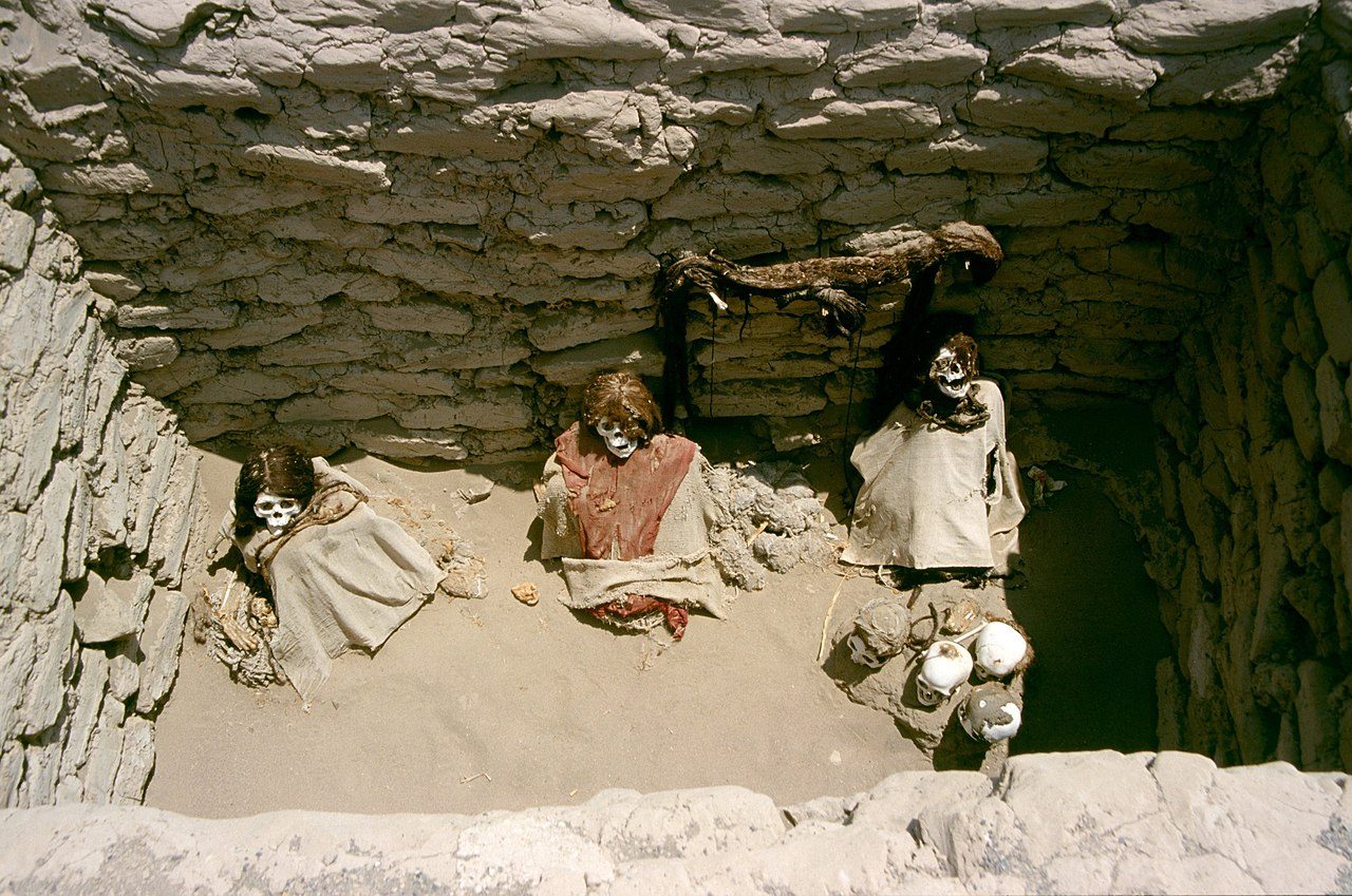 Las momias del cementerio de Chauchilla, una de las excursiones más impactantes cerca de Nazca