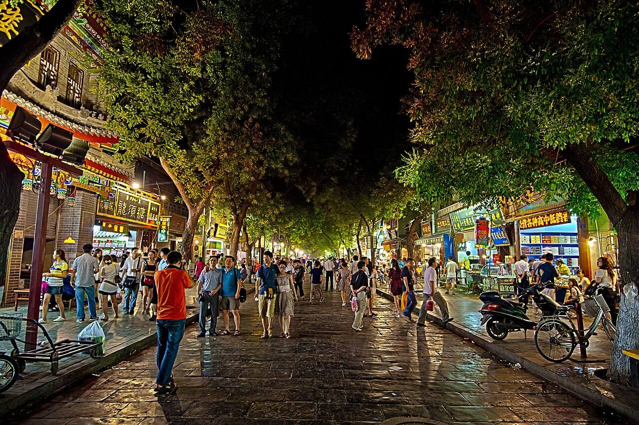 El Barrio Musulmán de Xian, imprescindible al anochecer.