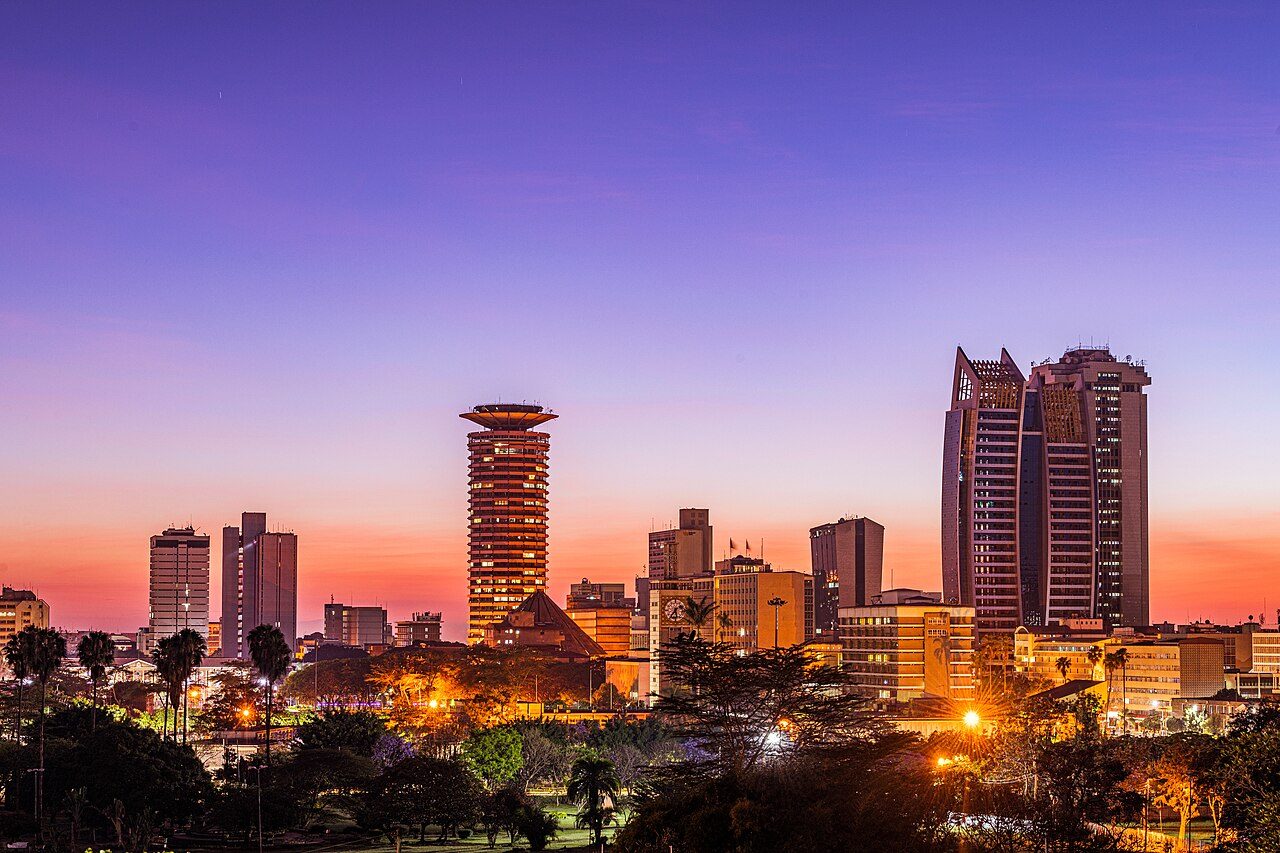 Vista de la capital: saber qué ver en Nairobi empieza por conocer su skyline
