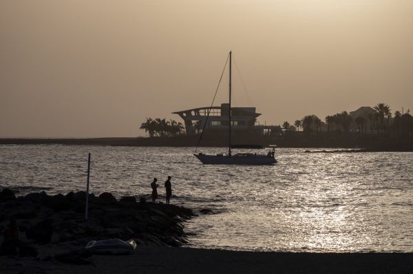 La Playa de Las Vistas, una de las mejores que ver en Los Cristianos