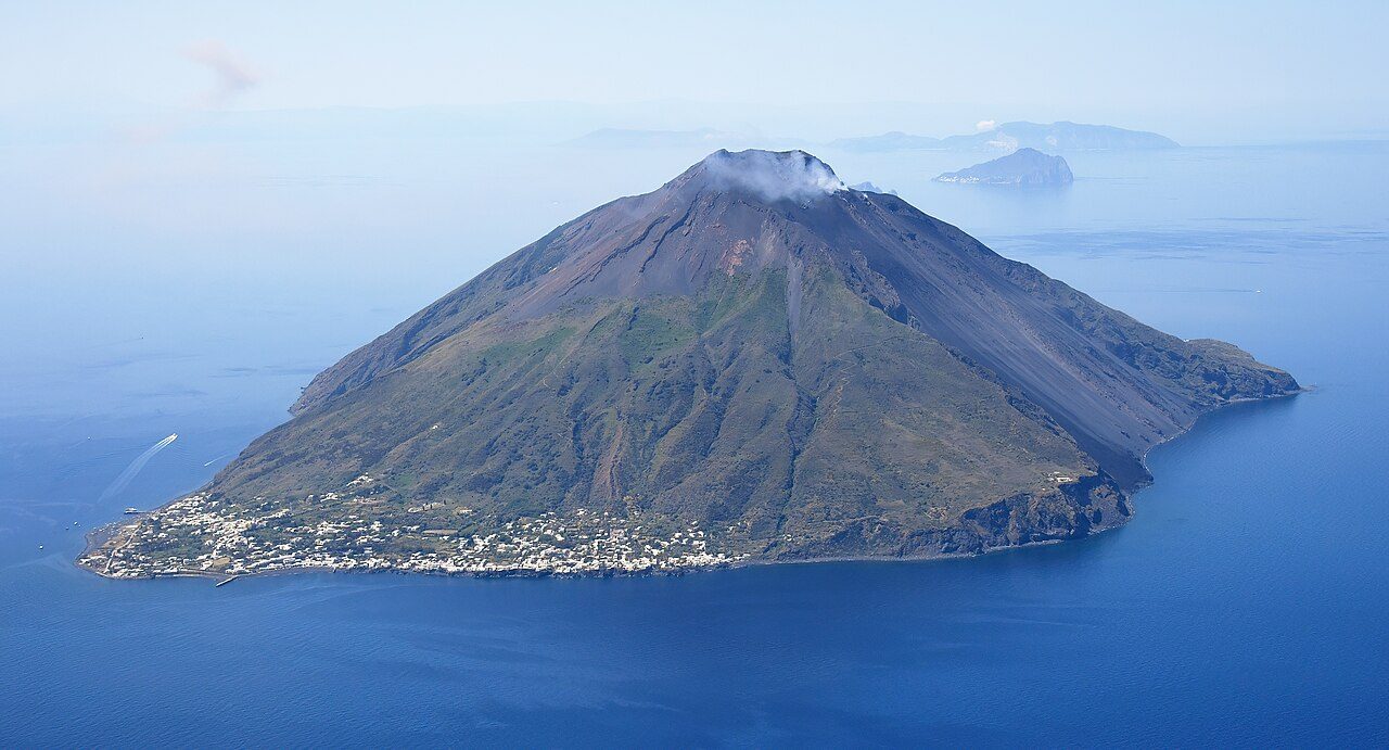 Las Islas Eolias, una de las mejores excursiones que hacer desde Cefalú