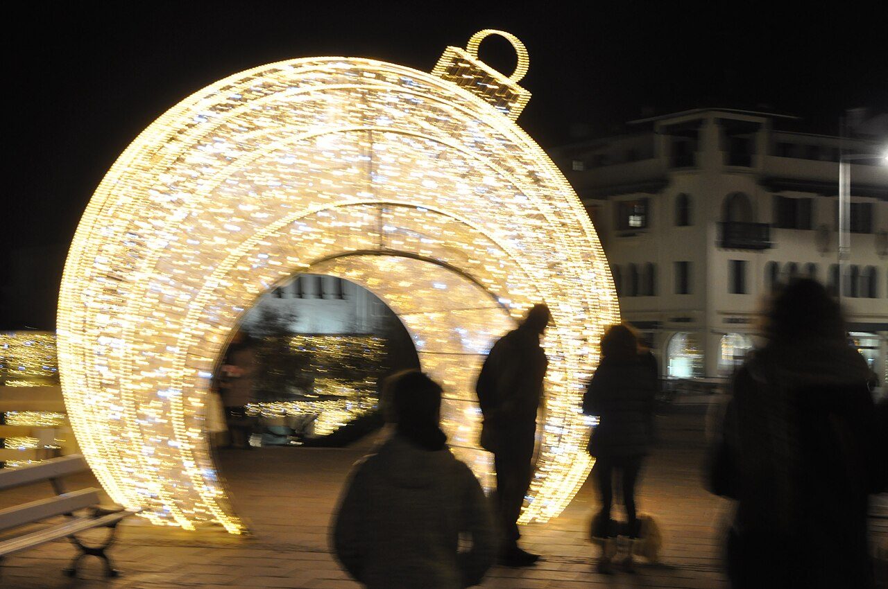 Biarritz en Navidad, iluminada durante el festival Biarritz en Lumières