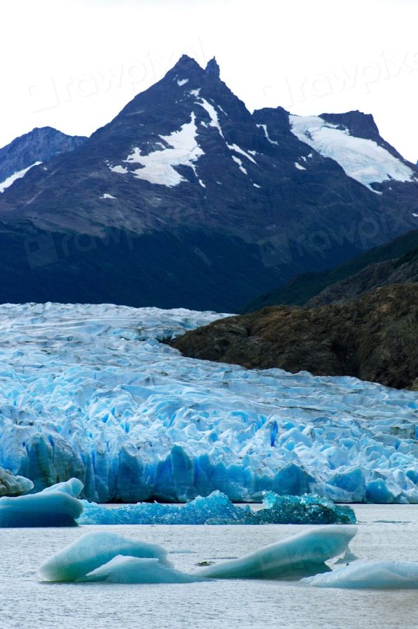 El Glaciar Grey y sus icebergs, uno de los grandes atractivos del itinerario por Torres del Paine