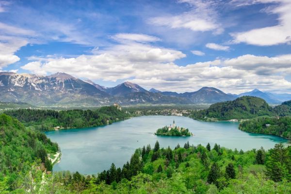 El lago Bled, una de las mejores excursiones que hacer desde Trieste