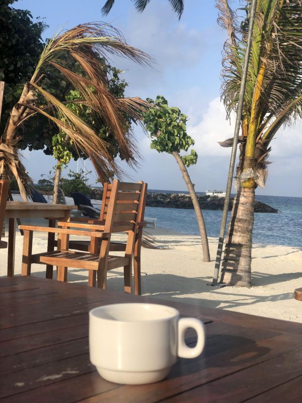 Vista aérea de Maafushi, la isla local más popular de Maldivas