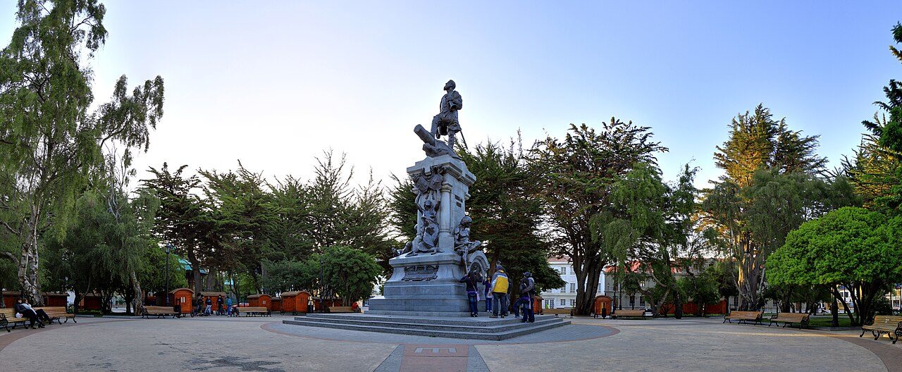 La Plaza Muñoz Gamero, punto de partida para ver qué visitar en Punta Arenas