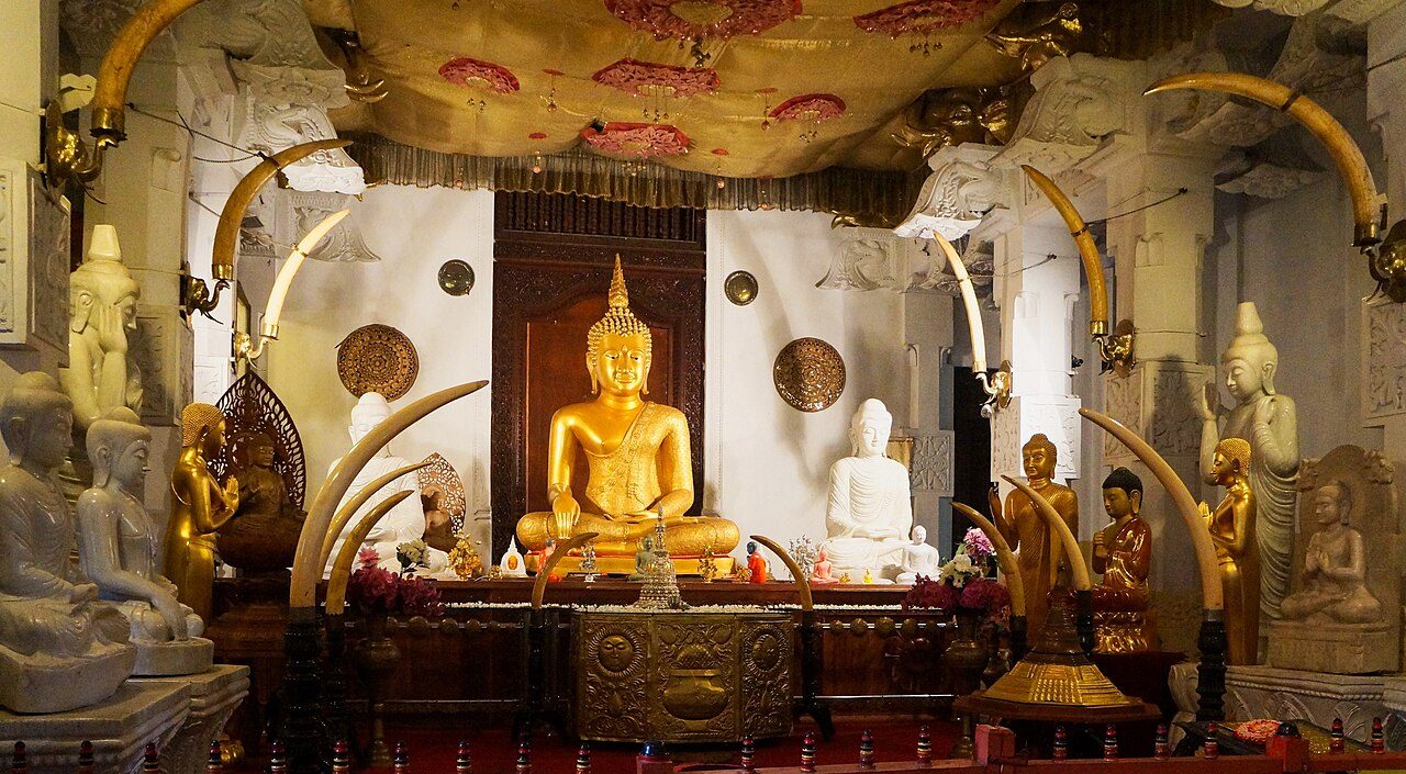El Templo del Diente de Buda, principal lugar que ver en Kandy
