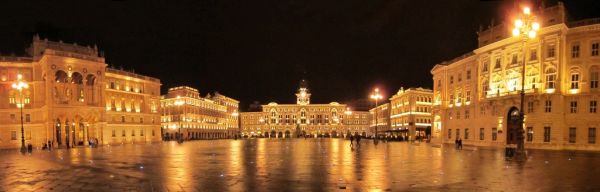 Vista de Trieste junto al Adriático, punto de partida ideal para ver qué visitar en la ciudad