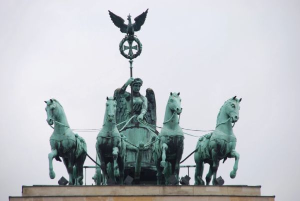 Visitas guiadas en Berlín: la Puerta de Brandeburgo, punto de partida habitual