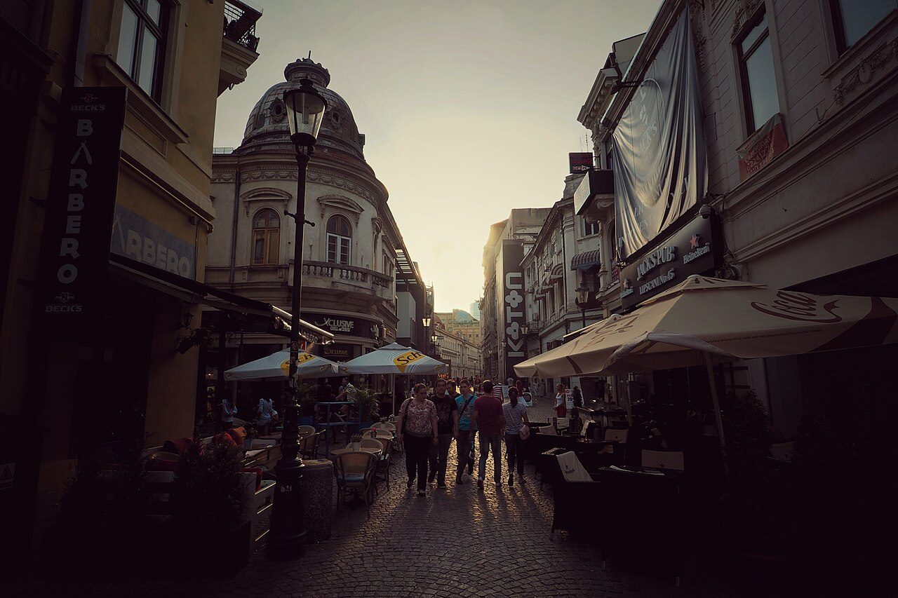 Free tour en Bucarest recorriendo el casco antiguo de Lipscani