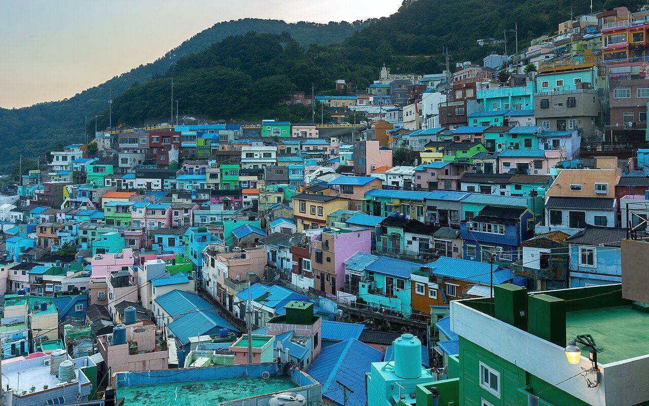 Tours y visitas guiadas en Busan: el colorido barrio de Gamcheon es una parada imprescindible.