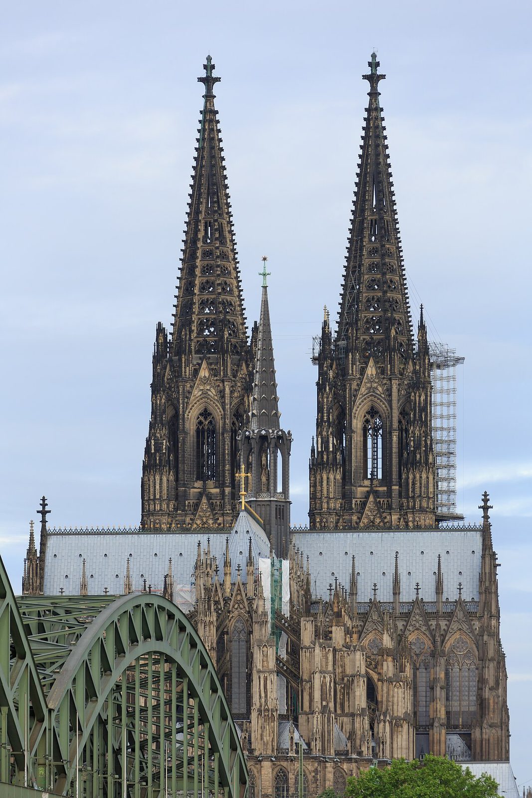 Tours y visitas guiadas en Colonia junto a la catedral y el casco antiguo.