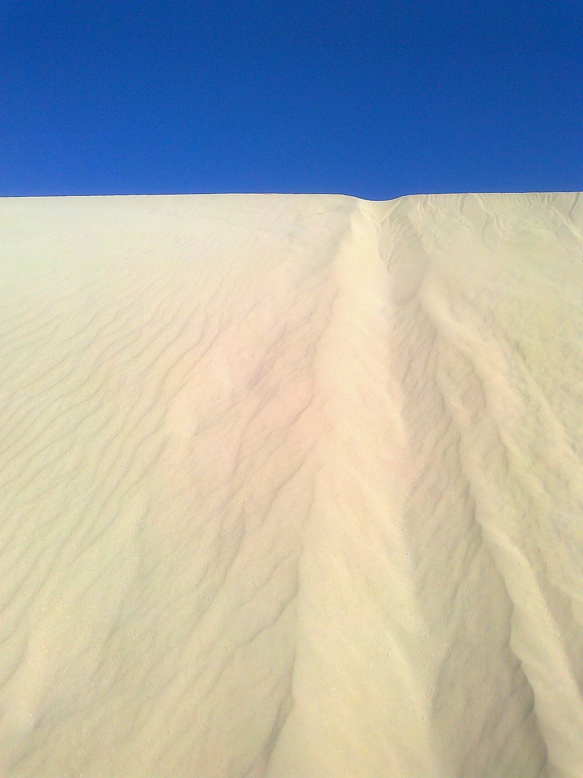 Naturaleza y aventura en Corralejo: las dunas y el paisaje volcánico de Fuerteventura.