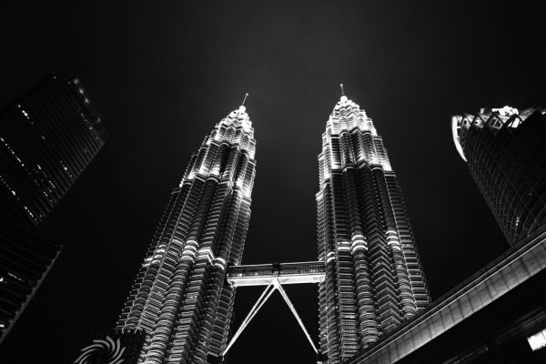 Vistas del skyline al llegar: parte de lo mejor que ver en Kuala Lumpur