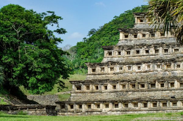 Excursiones de un día en Veracruz: la Pirámide de los Nichos de El Tajín