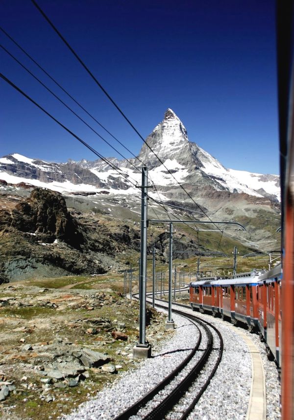 El tren cremallera de Gornergrat, uno de los miradores clave que ver en Zermatt