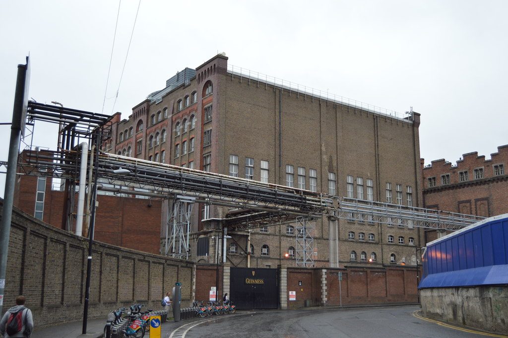 Entradas y museos en Dublín: la Guinness Storehouse, la visita más popular de la ciudad.