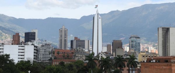 Panorámica del valle de Aburrá, primera imagen de lo que ver en Medellín