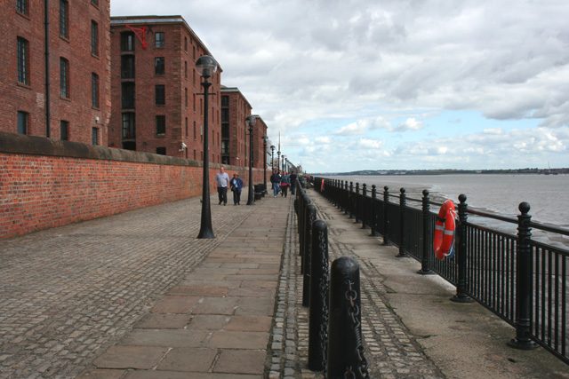Tours y visitas guiadas en Liverpool: el frente marítimo de Albert Dock es parada obligada.