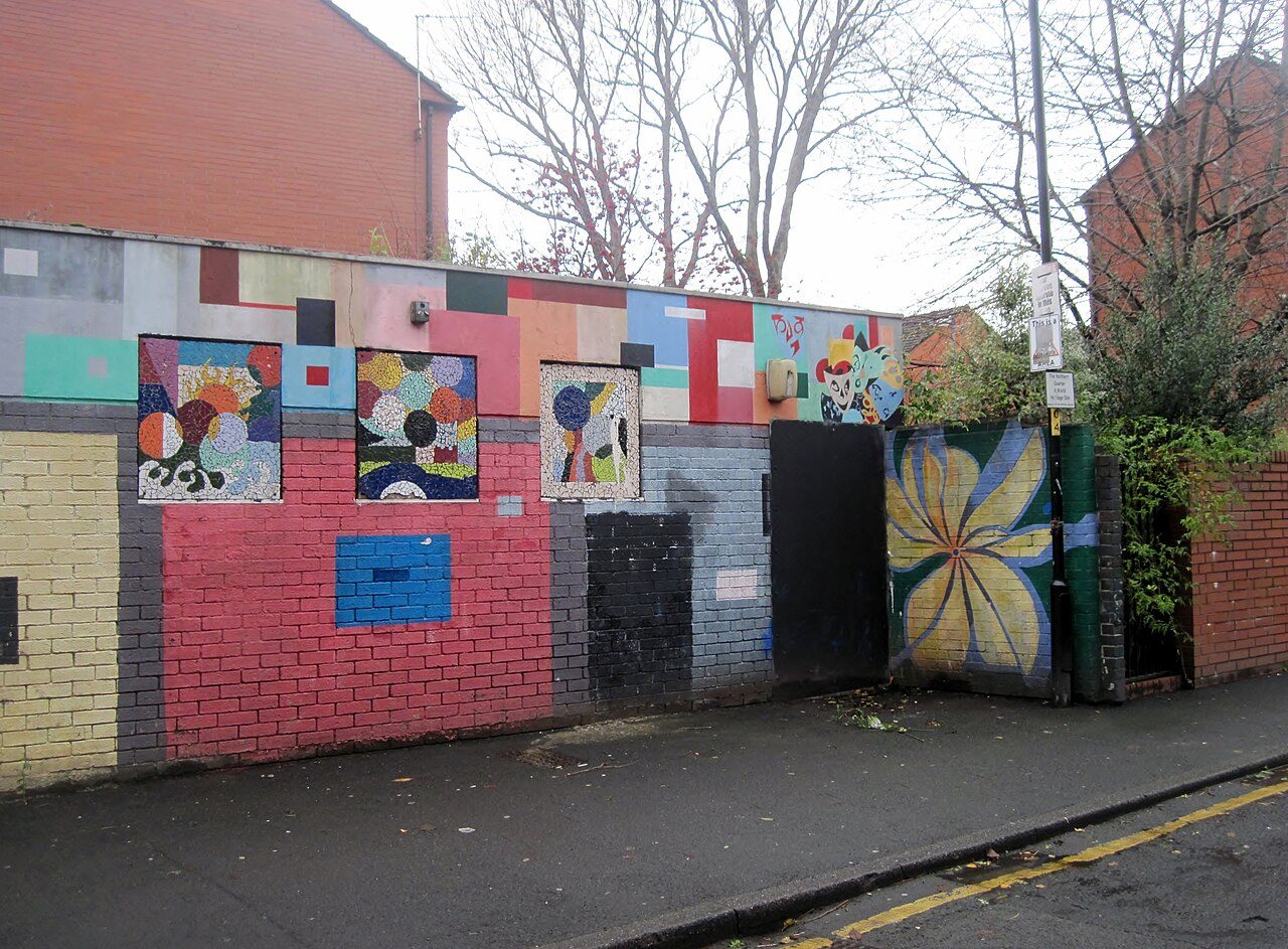 Ruta entre los murales del Northern Quarter, una de las visitas guiadas en Manchester más originales.