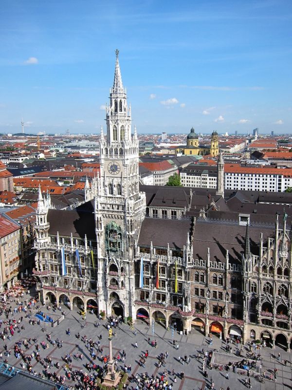 Tours y visitas guiadas en Múnich: la Marienplatz es el punto de partida habitual.