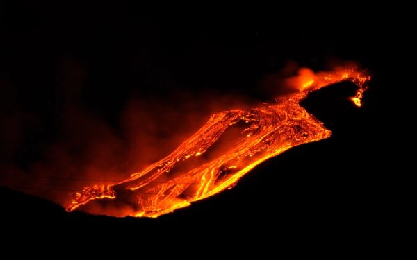 Excursiones de un día en Taormina: el volcán Etna es la escapada estrella.