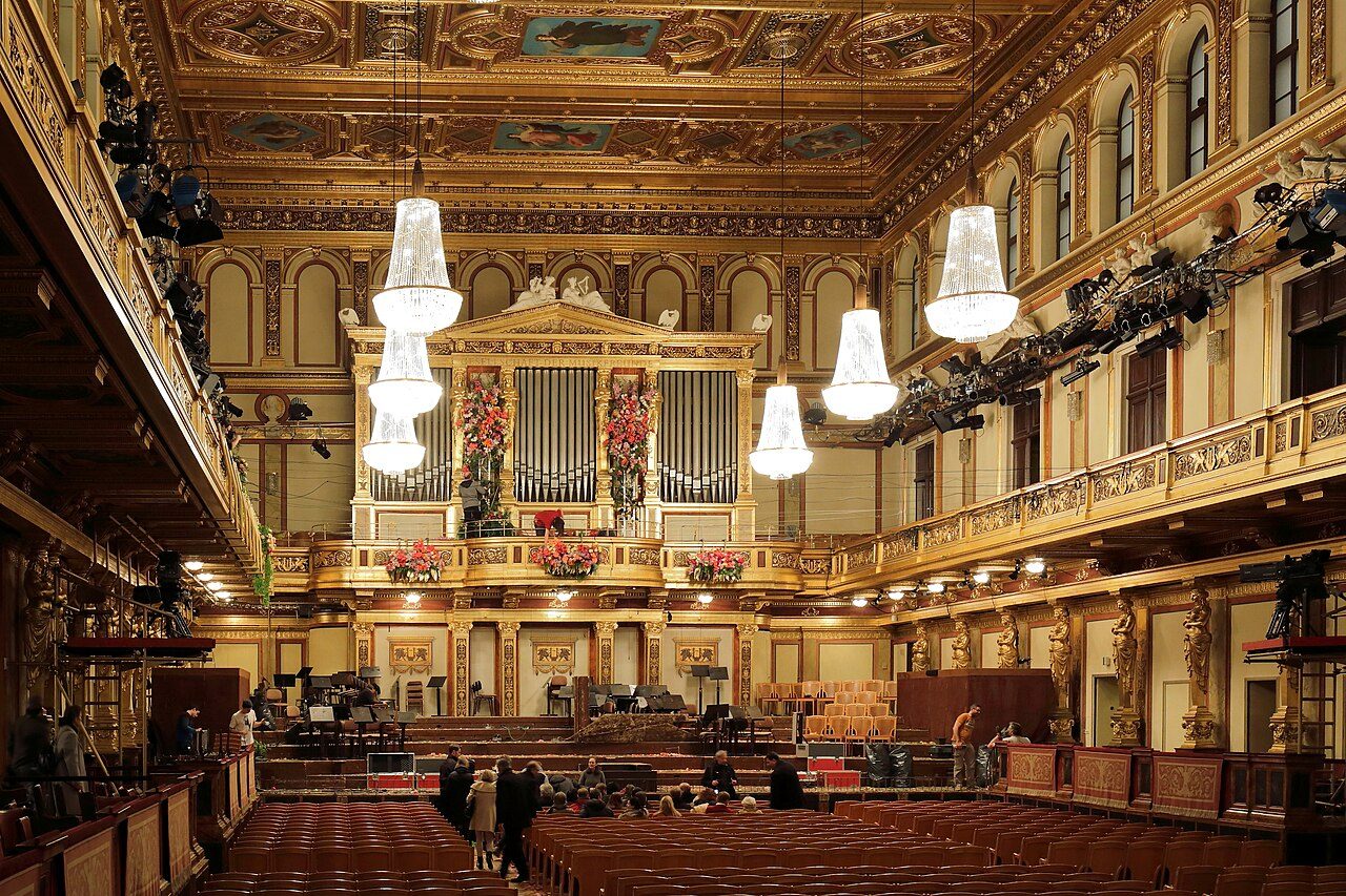 Los espectáculos en Viena brillan en salas doradas como el Musikverein.