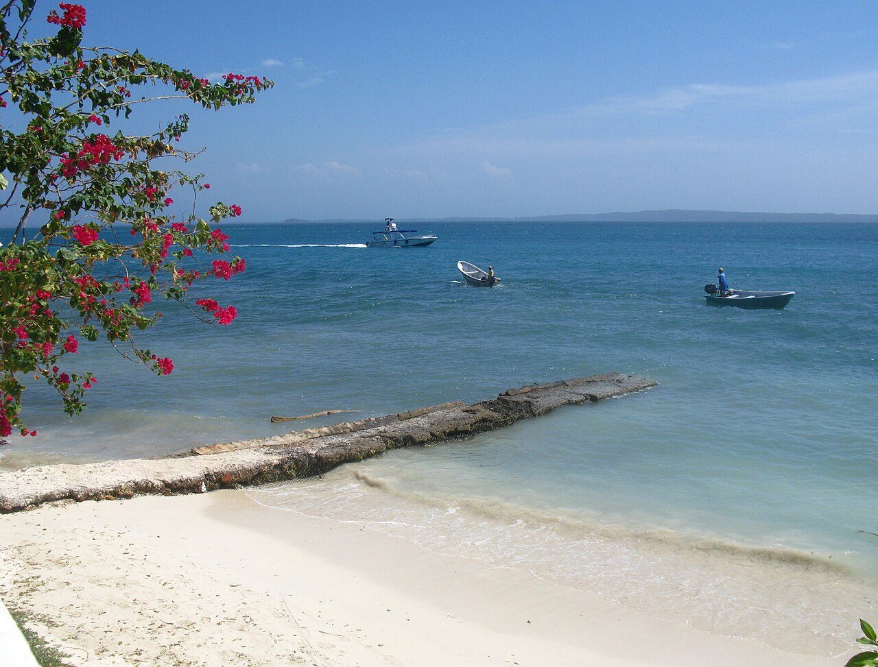 Excursiones de un día en Cartagena de Indias hacia las playas caribeñas de las islas del Rosario
