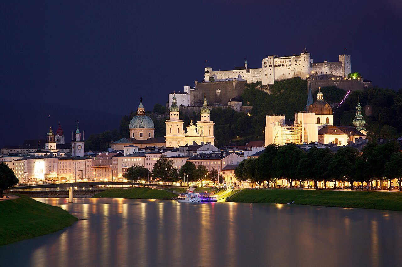 Vistas del casco antiguo durante una visita guiada en Salzburgo