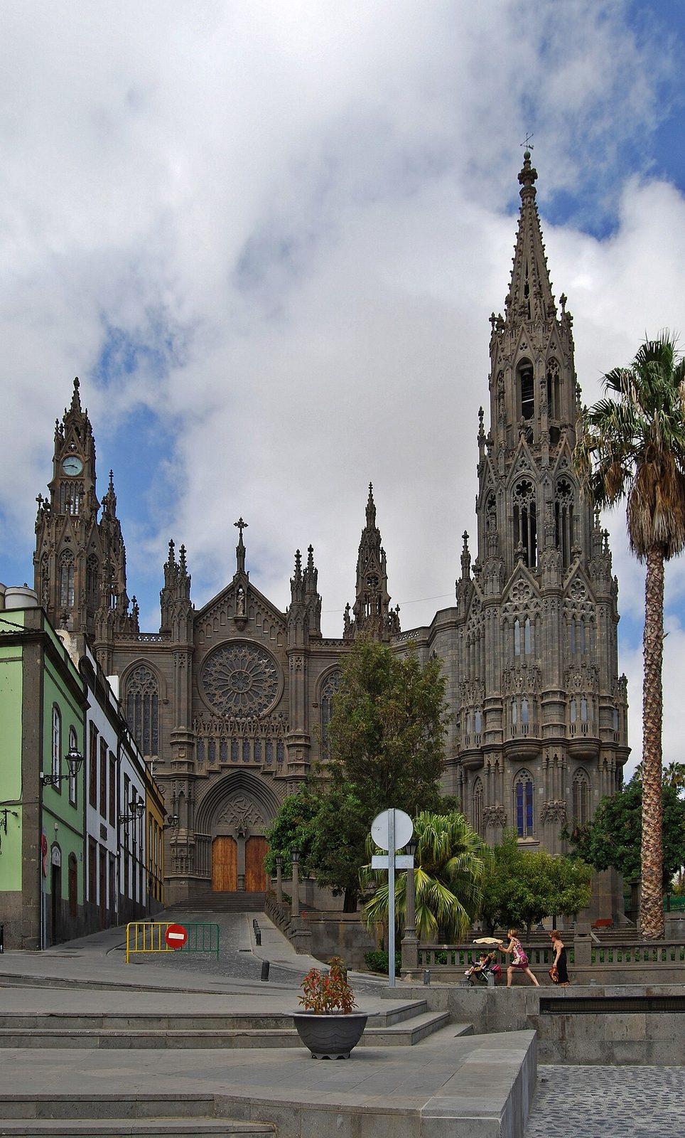 La iglesia de San Juan Bautista, lo más impresionante que ver en Arucas