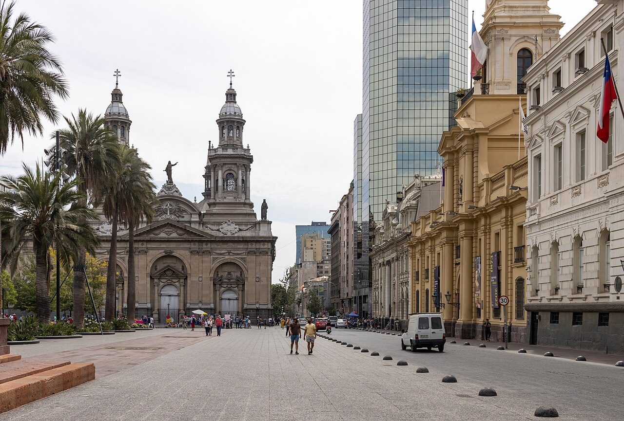 Free tours en Santiago de Chile: el centro histórico y la Plaza de Armas son parada obligada.