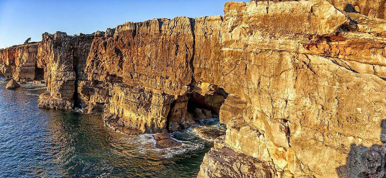 La Boca do Inferno, uno de los rincones más fotografiados de qué ver en Cascais