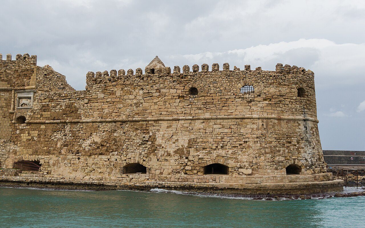 Vistas del puerto veneciano al llegar a Heraklion, Creta