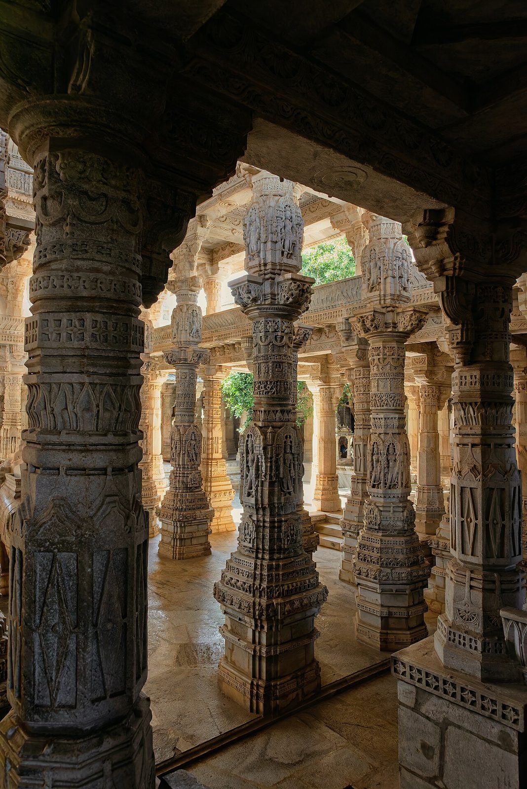 El templo de Ranakpur, una de las mejores excursiones cercanas a Jodhpur