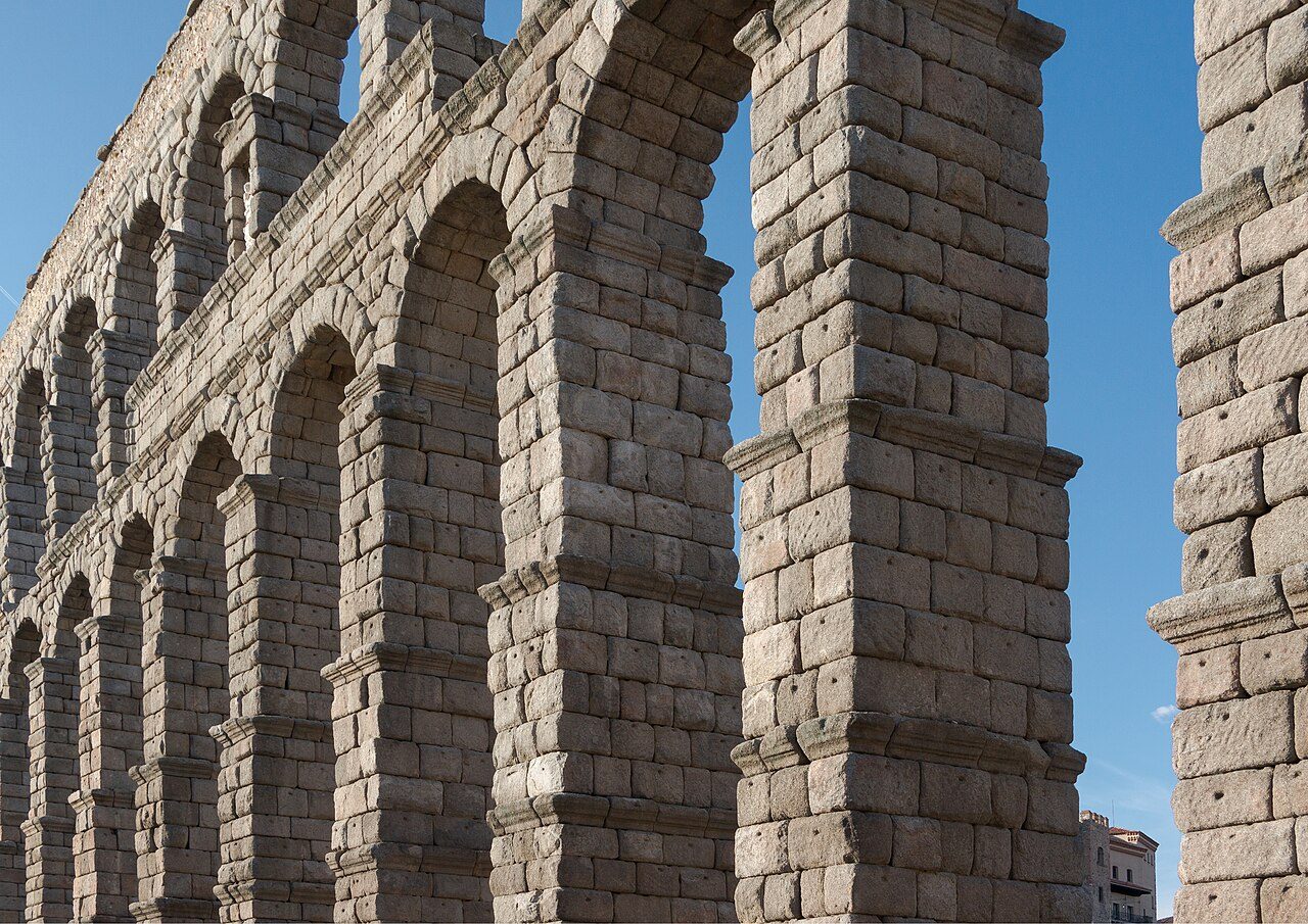 El Acueducto de Segovia, uno de los imprescindibles que ver en Castilla y León
