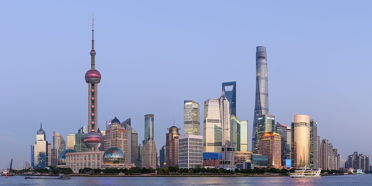 Vistas del Bund y Pudong en una visita guiada por Shanghai.