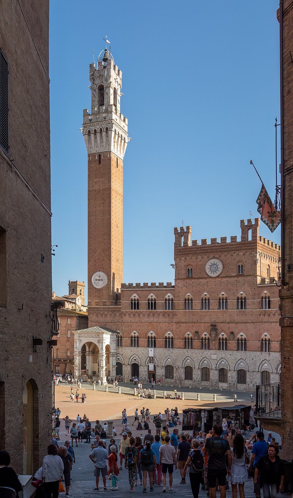 Visita guiada en Siena: la Piazza del Campo, corazón de la ciudad