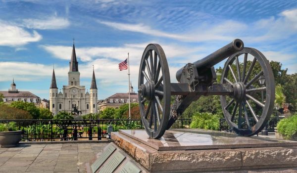 La Catedral de San Luis en Jackson Square, imprescindible que ver en Nueva Orleans