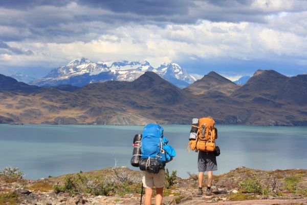 Naturaleza y aventura en Puerto Natales: senderos con vistas a la Patagonia chilena