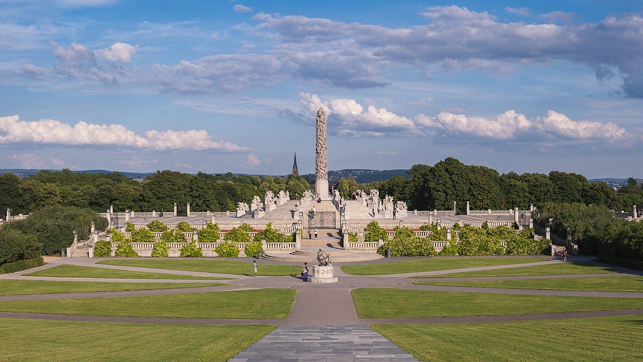 Esculturas del parque Vigeland, una de las visitas guiadas en Oslo más recomendadas.